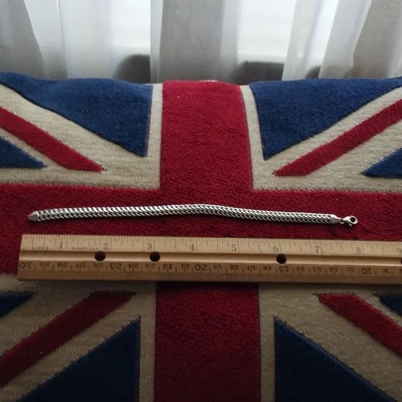 14K White Gold Bracelet - Picture 2 of 5